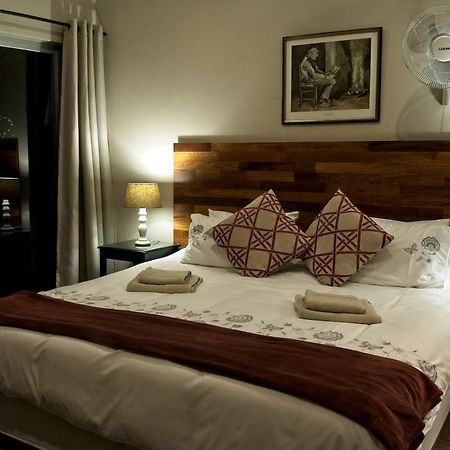 Rest-A-While Guest House - Pretoria Exterior photo