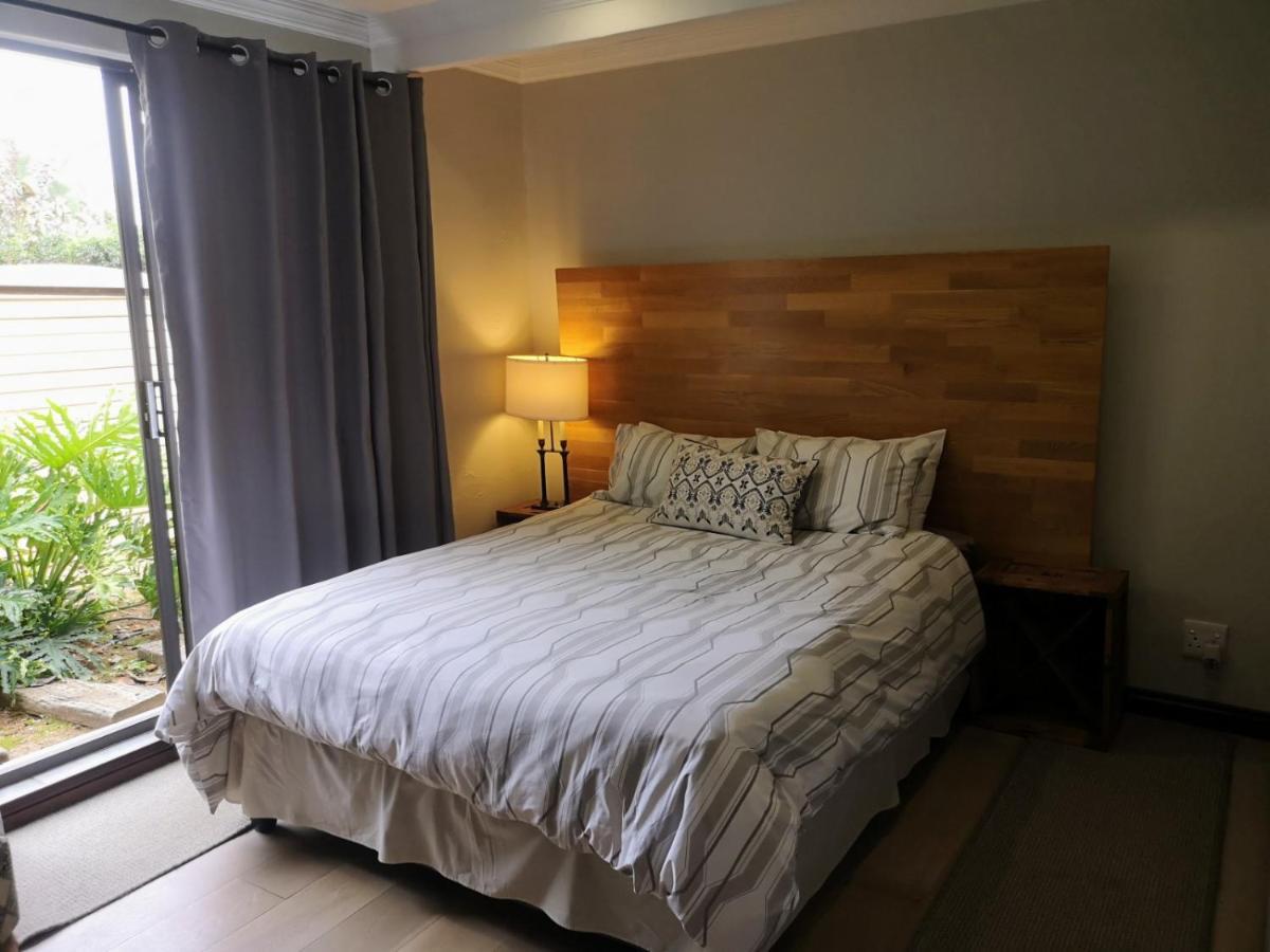 Rest-A-While Guest House - Pretoria Exterior photo