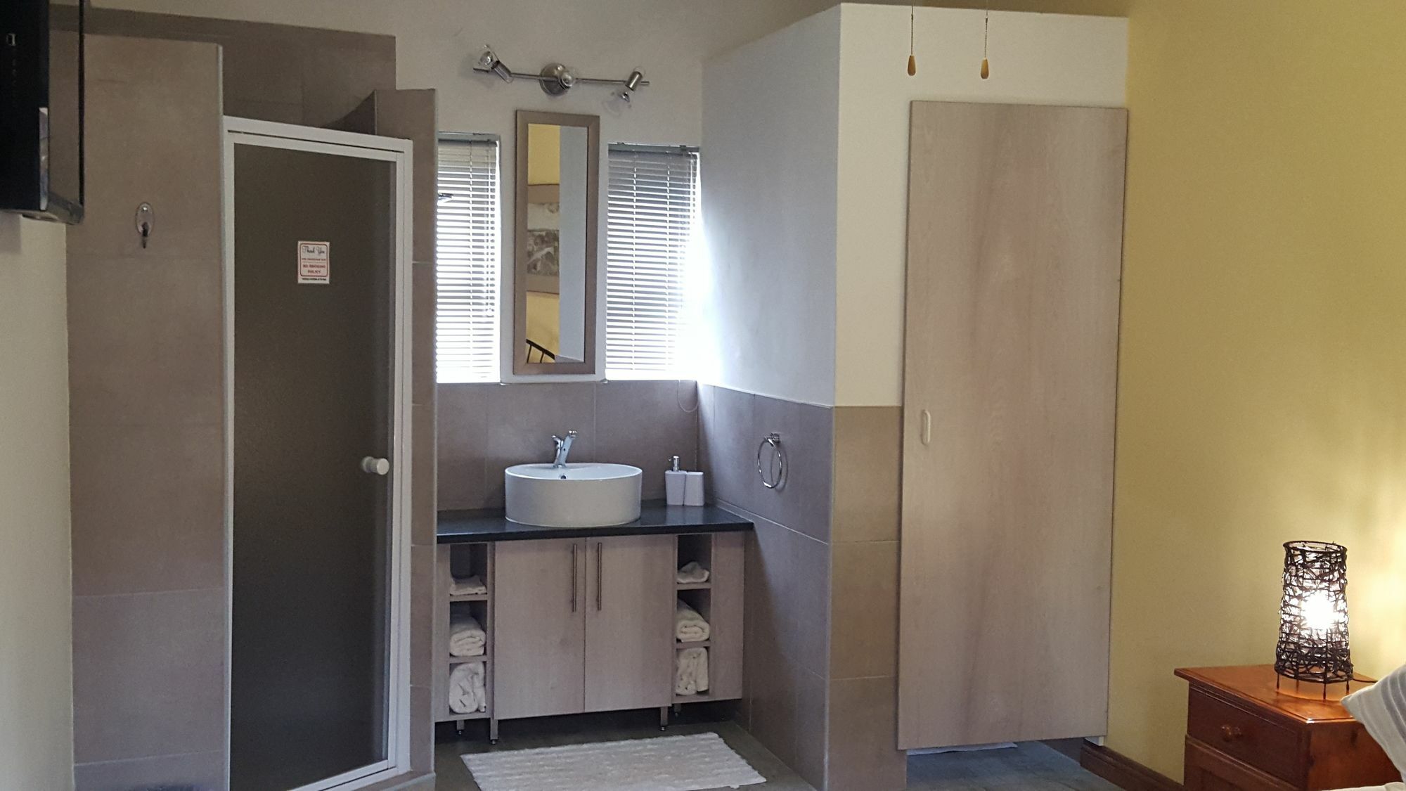 Rest-A-While Guest House - Pretoria Exterior photo